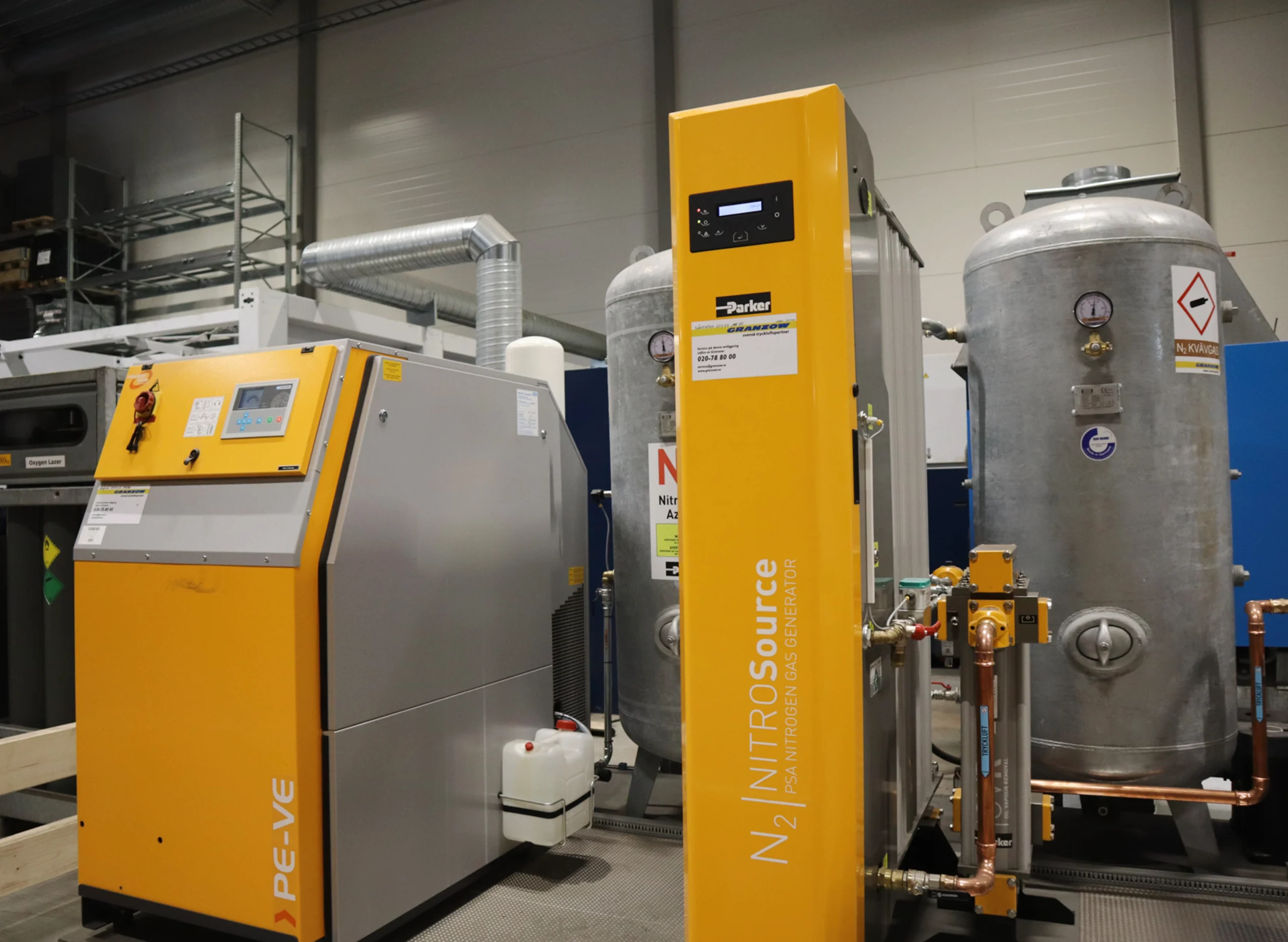 gul kvävgas generator i ett inhängnat område